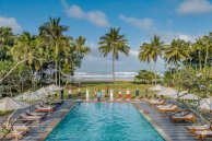 Flowing Om – Yoga & Ayurveda in Sri Lanka