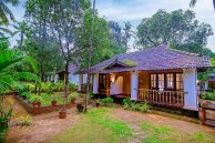 Ayurveda am bekannten Nattika Beach