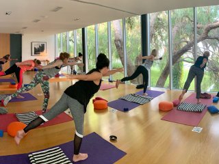 Yoga mit Blick in die Natur