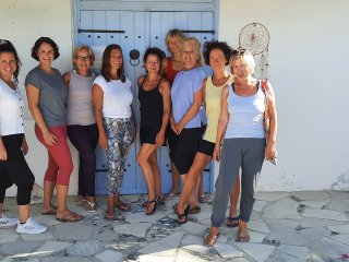 Strahlende Gesichter der Yogis