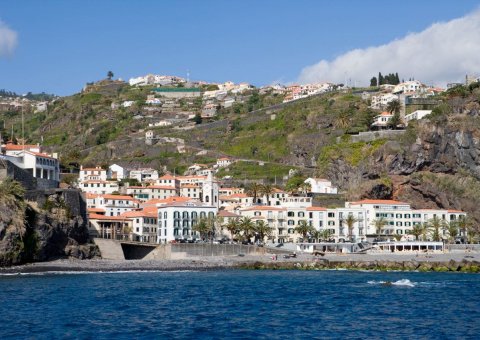 Das kleine Örtchen Ponta do Sol auf Madeira