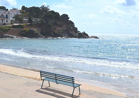 In der Nähe von Port Salvi befindet sich das Städtchen Sant Feliu de Giuxols mit einer einladenden Strandpromenade und einem schönen, breiten Sandstrand