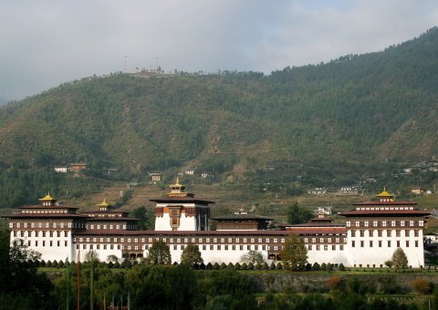 Das buddhistische Kloster in der Hauptstadt Tashichho Dzong