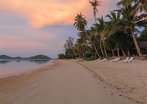 Abendstimmung am Strand - Samahita Retreat auf Koh Samui, Thailand