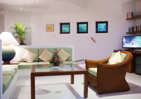 Genießen Sie den modernen Komfort der Suiten im Lanka Princess
