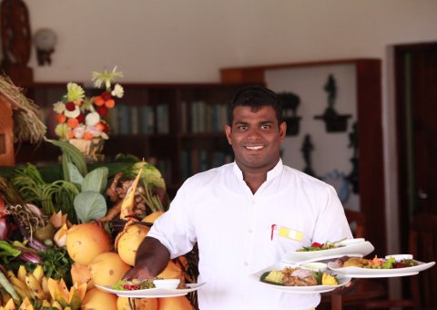 Lassen Sie sich das leckere Essen in der Lotus Villa schmecken