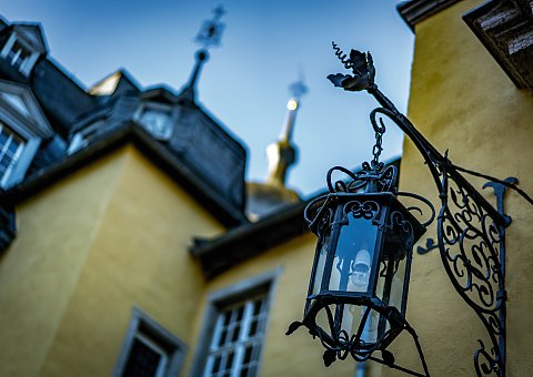Durch die liebevollen Restaurationsarbeiten werden Sie sich im Schloss wie zu Hause fühlen