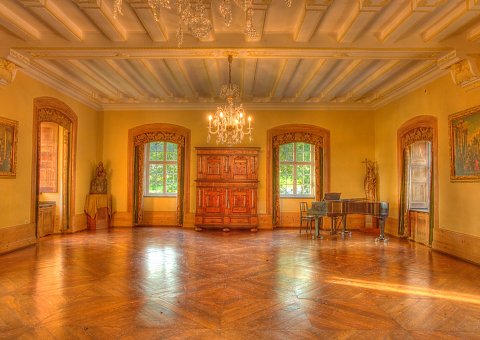 Das Schloss Melschede hat sich seine Ursprünglichkeit bewahrt und besticht mit seinem authentischen Charme.