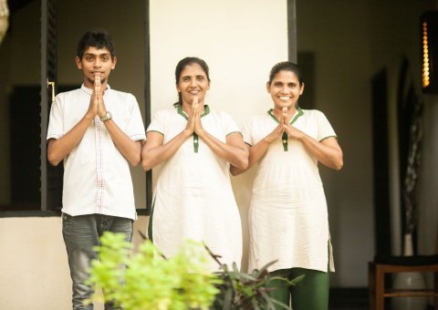 Das Team des Talalla Retreats heißt Sie herzlich willkommen zu Ihrem Yoga Urlaub auf Sri Lanka!