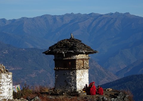 Erleben Sie die eindrucksvollen Chorten des Nonnenklosters Kila Gompa