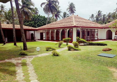Genießen Sie die schmackhafte ayurvedische Kost im Restaurant der Lotus Villa, Sri Lanka