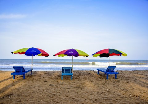 Das Meiveda liegt direkt am weißen Sandstrand