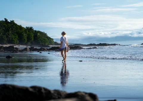 Strandspaziergang beim Ylang Ylang Resort