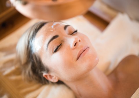 Erholen Sie sich bei den ayurvedischen Behandlungen
