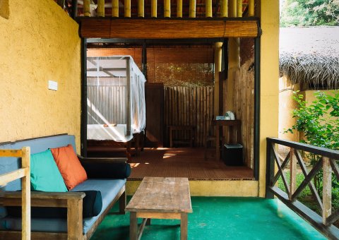 Entspannen Sie auf der Terrasse Ihrer Bamboo Hut