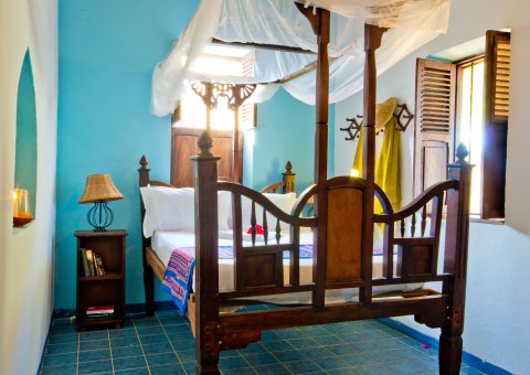 Das Doppelzimmer Crystal Blue in der Villa Bahati