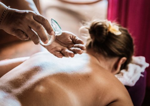 Haben Sie schon einmal eine Chakra-Massage ausprobiert?