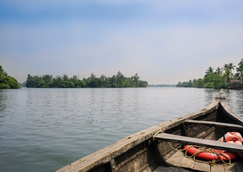 Auf dem Weg durch die Backwaters