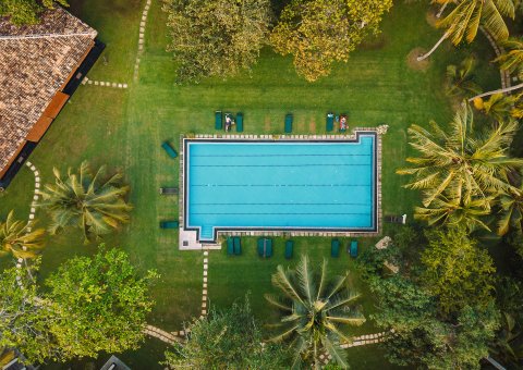 Entspannung am Pool