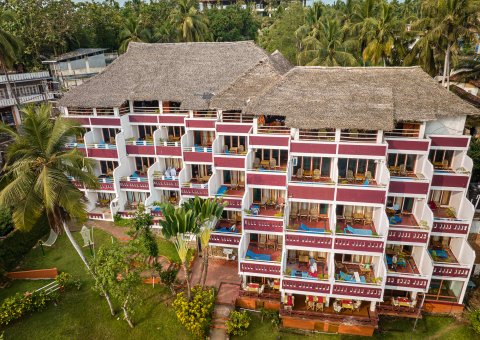 Das Soma Palmshore umgeben von Palmen