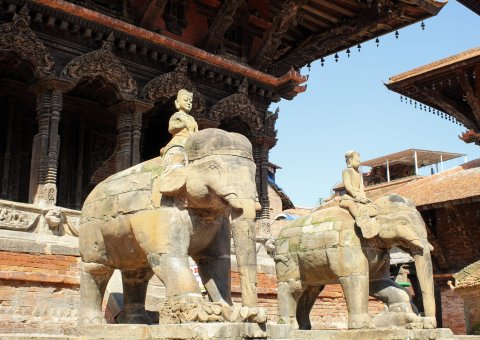 Elefanten Statuen am Patan Durbar Square