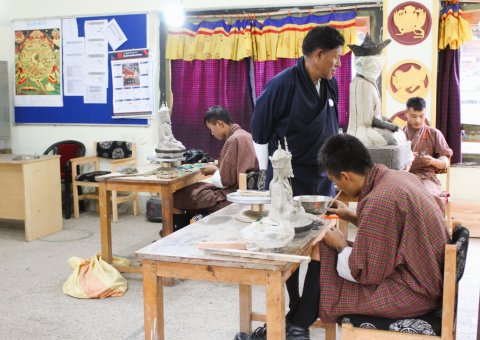 Besuchen Sie die Kunsthandwerker-Schule in Trashigang
