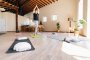 Yoga üben in der Shala